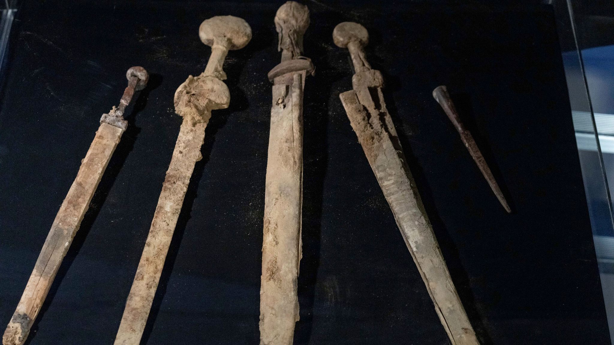 Roman Swords