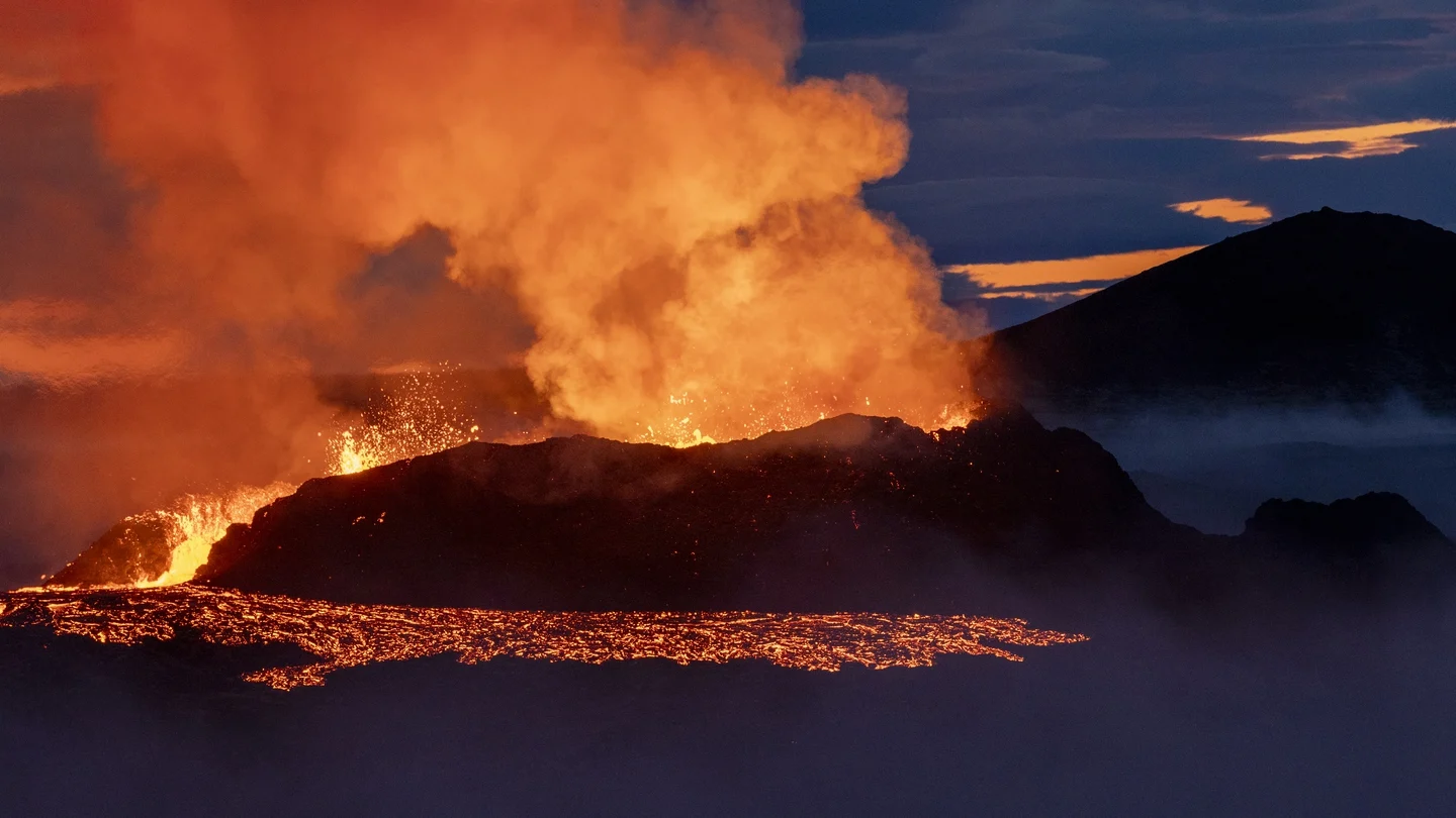 "volcanic eruption"