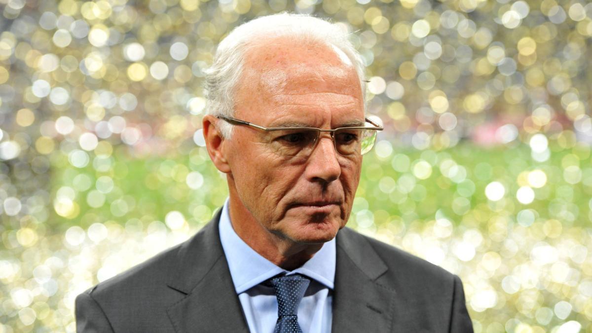 Franz Beckenbauer: Recordando al Emperador del Fútbol Alemán